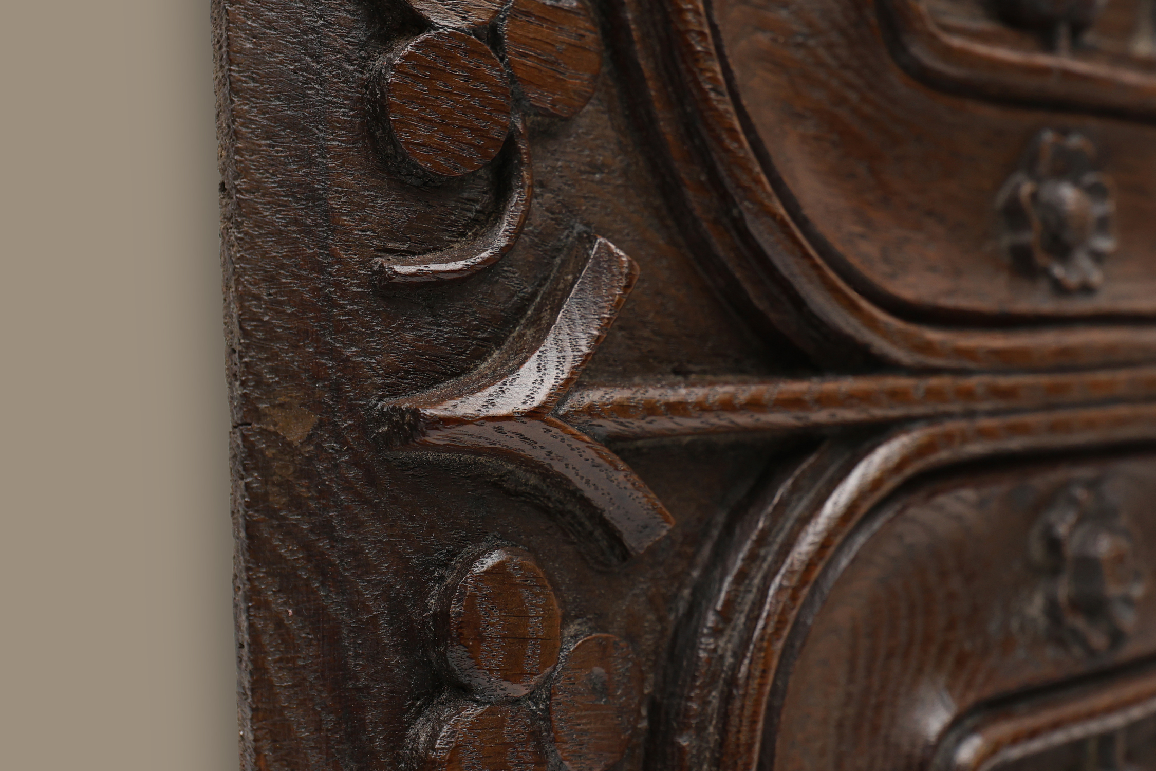 Gothic Sculpted Panel in Oak, Belgium, 1500sthumbnail